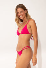 Load image into Gallery viewer, Image 03: Wednesday In Hawaii By Rio De Sol Set Set Guava Ana Isla