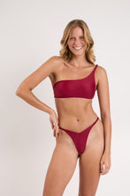 Load image into Gallery viewer, Image 07: Rio De Sol Top Top Touch-Carmim Isadora