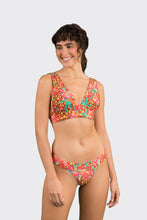 Load image into Gallery viewer, Image 04: Rio De Sol Set Set Tropics Halter-Marina Essential-Cos