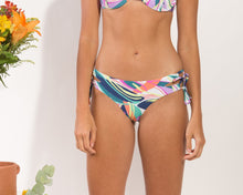 Load image into Gallery viewer, Image 07: Rio De Sol Bottom Bottom Fresh-Day Madrid