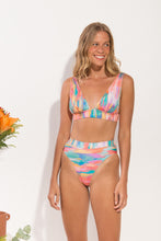 Load image into Gallery viewer, Image 09: Rio De Sol Set Set River Halter-Cos Hotpant-Cos