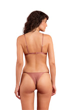 Load image into Gallery viewer, Model Back: Rio De Sol Set Set Shimmer-Copper Tri-Fixo California