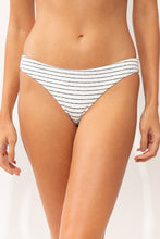 Load image into Gallery viewer, Gallery: Rio De Sol Bottom Bottom Linea-White Essential-Comfy
