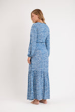 Load image into Gallery viewer, Model Back: Rio De Sol Maxi Dresses Chuva Long Dress Verona