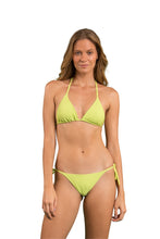 Load image into Gallery viewer, Model Front: Rio De Sol Set Set Bora-Citrus Tri-Inv Lacinho