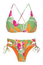 Load image into Gallery viewer, Product Front: Rio De Sol Set Set Green-Bloom Bralette Madrid