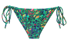 Load image into Gallery viewer, Product Front: Rio De Sol Bottom Bottom Wilds Cheeky-Tie
