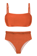 Load image into Gallery viewer, Product Front: Rio De Sol Set Set Paprica Bandeau-Reto Hotpants

