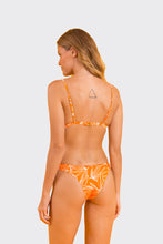 Load image into Gallery viewer, Model Back: Rio De Sol Bottom Bottom Trail-Orange Essential
