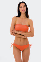 Load image into Gallery viewer, Model Front: Rio De Sol Bottom Bottom Light-Peach Madrid
