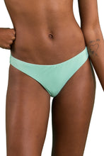 Load image into Gallery viewer, Bottom Malibu-Menta Essential-Comfy
