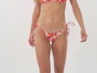 Load and play video in Gallery viewer, Video: Rio De Sol Bottom Bottom Mirage Cheeky-Tie
