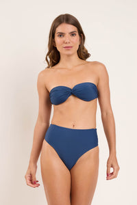Model Front: Rio De Sol Bottom Bottom Navy Hotpants
