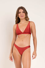 Load image into Gallery viewer, Model Front: Rio De Sol Set Set Shimmer-Liquor Alba Nice-Fio
